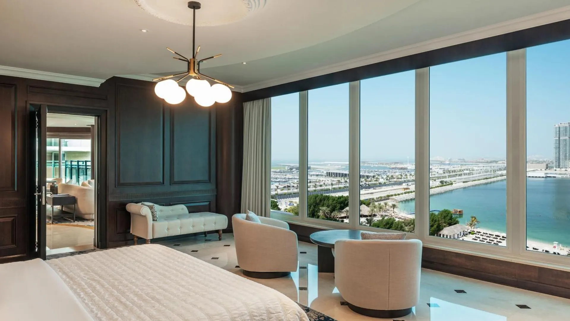 Le Meridien Mina Seyahi Beach Resort & Waterpark Dubai