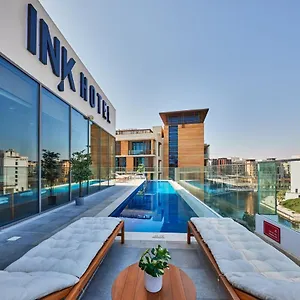 Ink 4*, Dubaj Egyesült Arab Emírségek