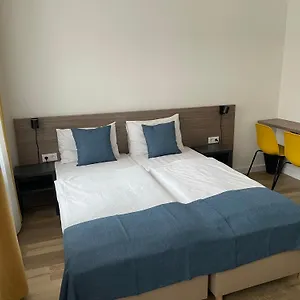 Res Otel