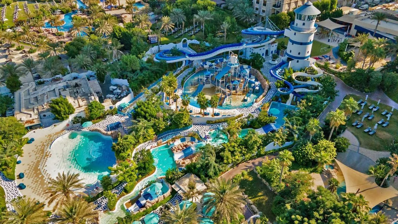 Le Meridien Mina Seyahi Beach Resort & Waterpark Dubaj