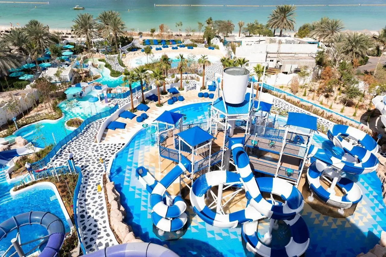 Le Meridien Mina Seyahi Beach Resort & Waterpark Dubaj