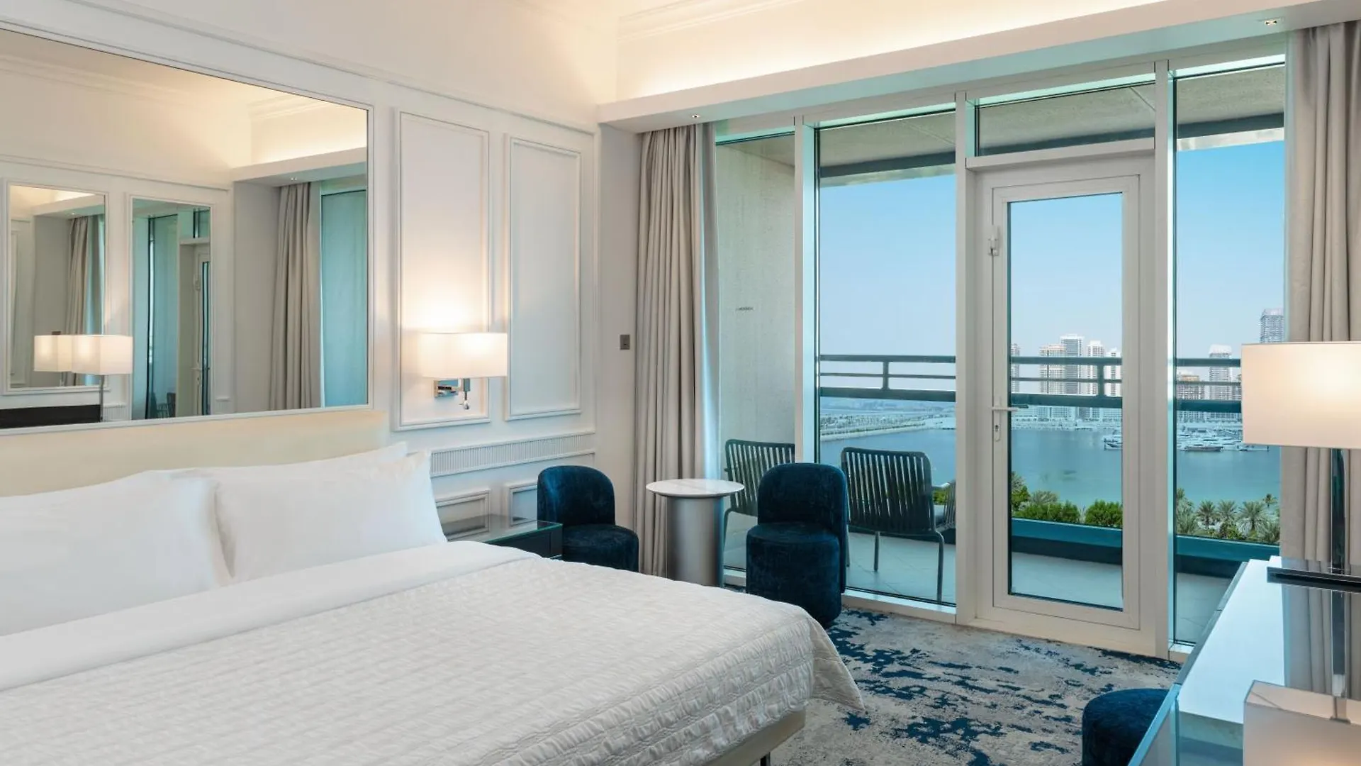 Le Meridien Mina Seyahi Beach Resort & Waterpark Dubaj